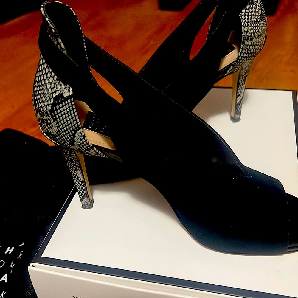 White House Black Market Grace Black with Snakeskin Heal